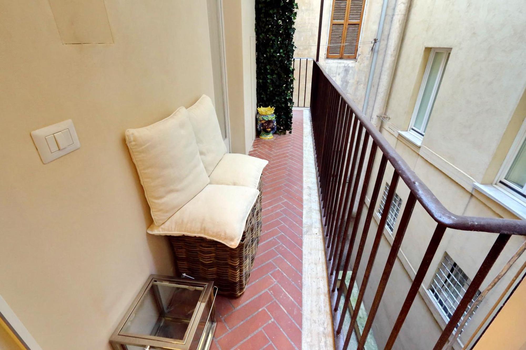Luxury Charme Between Pantheon And Spanish Steps Rome Buitenkant foto