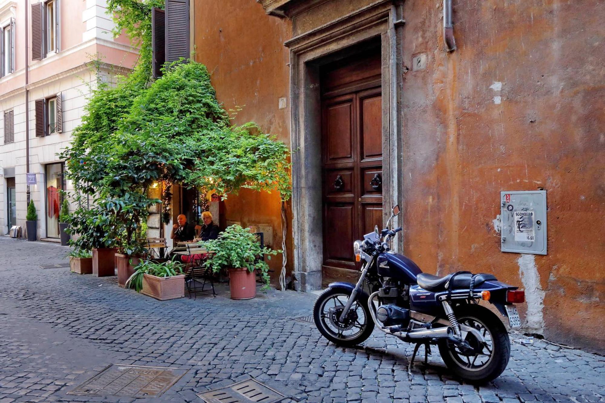 Luxury Charme Between Pantheon And Spanish Steps Rome Buitenkant foto