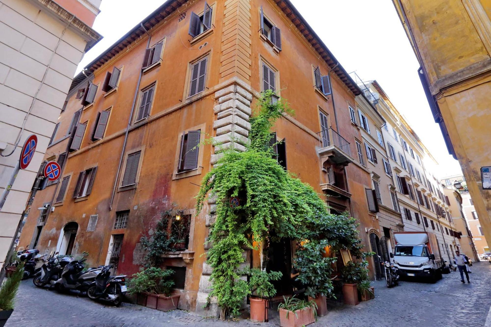 Luxury Charme Between Pantheon And Spanish Steps Rome Buitenkant foto